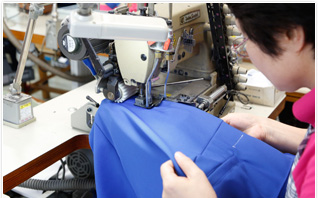 2本針ウエスト縫いミシン（Union Special）