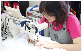 1本針本縫いミシン（JUKI）