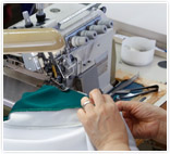 生産:自動化と手作業のバランス